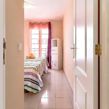 Nyaraló Luxury Beach House With 4 Bedrooms