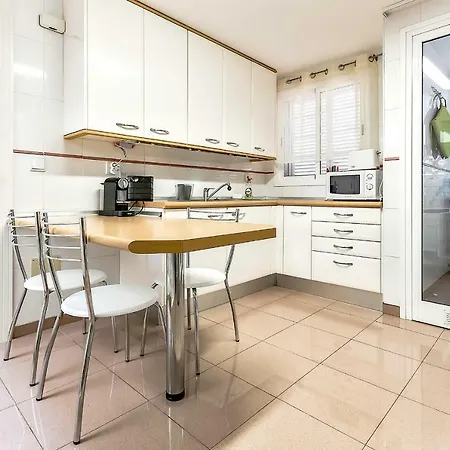 Luxury Beach House With 4 Bedrooms 別荘 アデヘ
