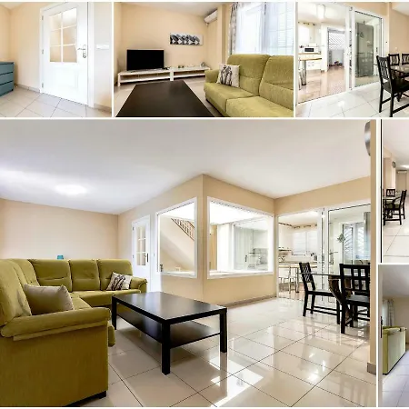 Holiday home Luxury Beach House With 4 Bedrooms *